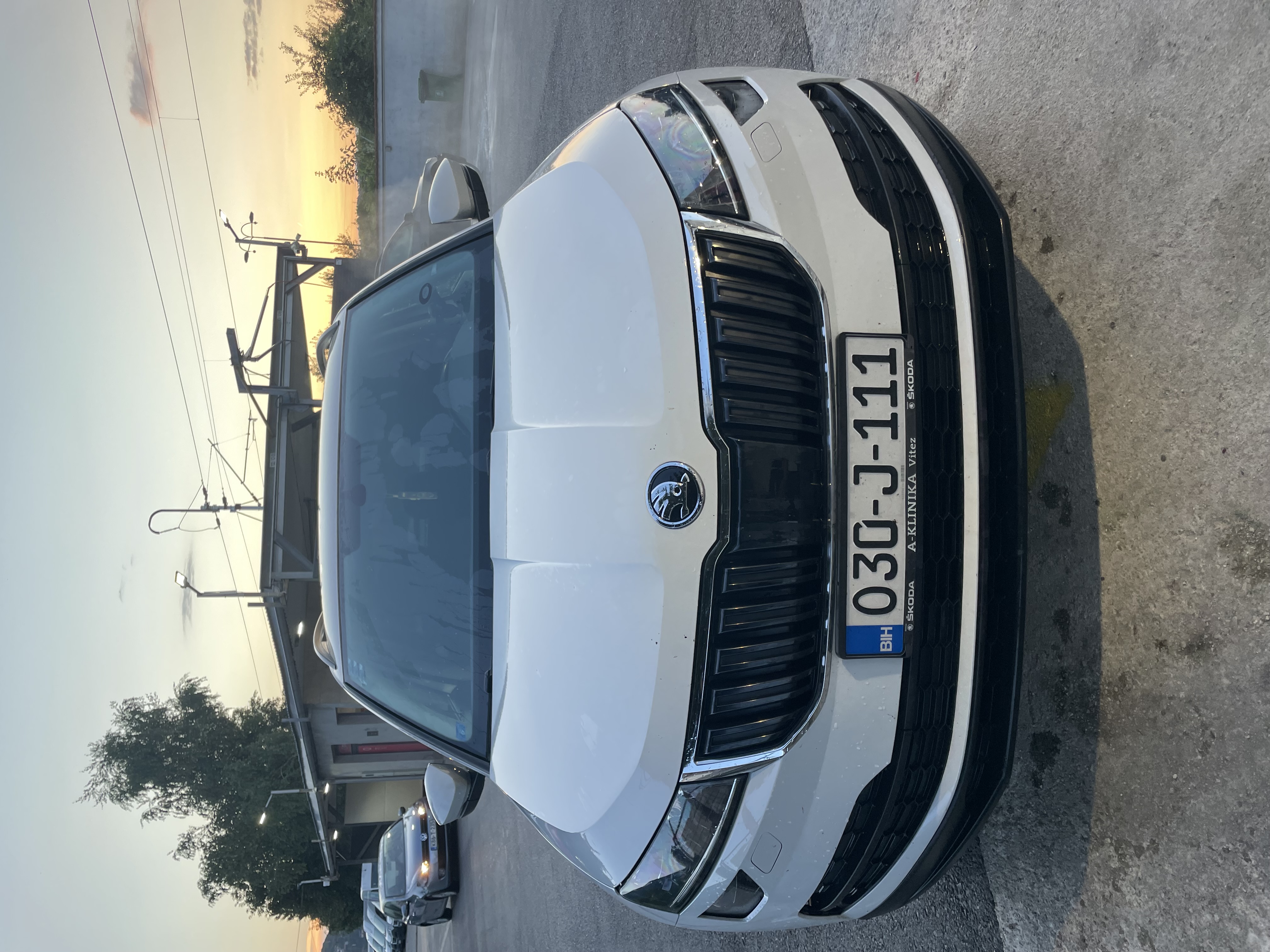 Škoda Karoq — rent a car Sarajevo